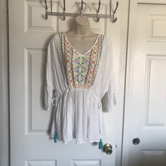 Wonderly Curvy Embroidered Top Size 1X - Picture 1 of 6